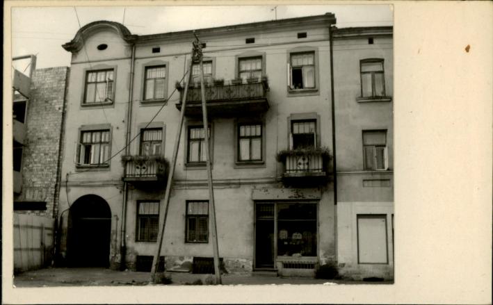 dom, skan 4