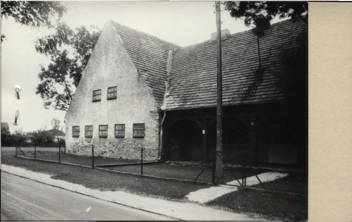 dom mieszkalny i b. gospodarczy, skan 3