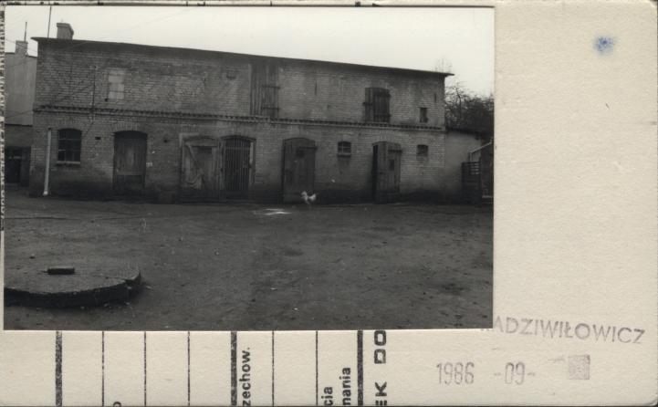 budynek gospodarczy, skan 3