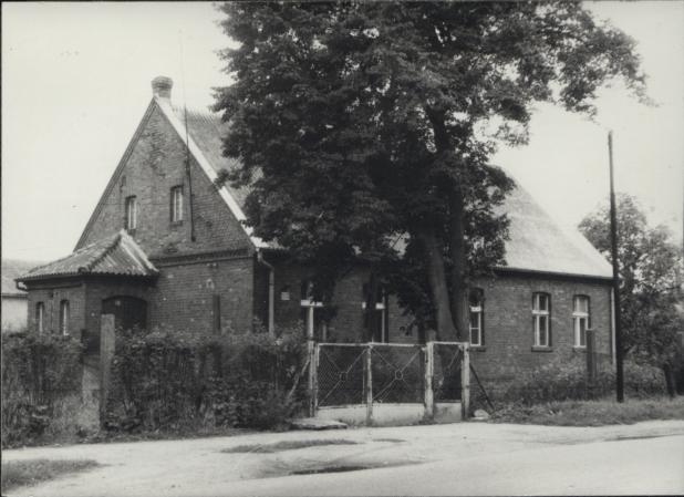 leśniczówka, skan 2