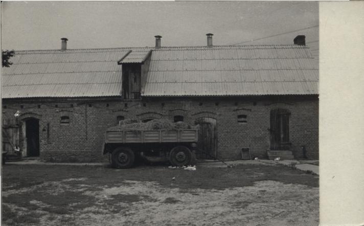 zabudowania gospodarcze, skan 2