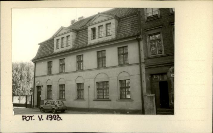 dom - Obwodowy Urząd Miar, skan 2