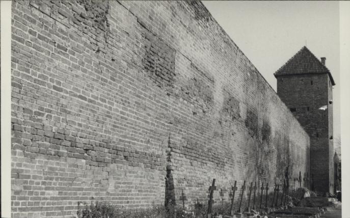 zespół murów miejskich - odcinek zach. i płd.-zach. od ul. Biskupiej do Toruńskiej, skan 3