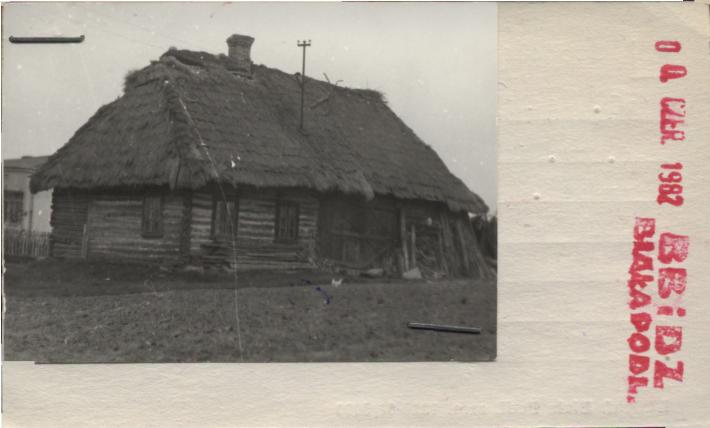 dom ze stodołą, skan 2