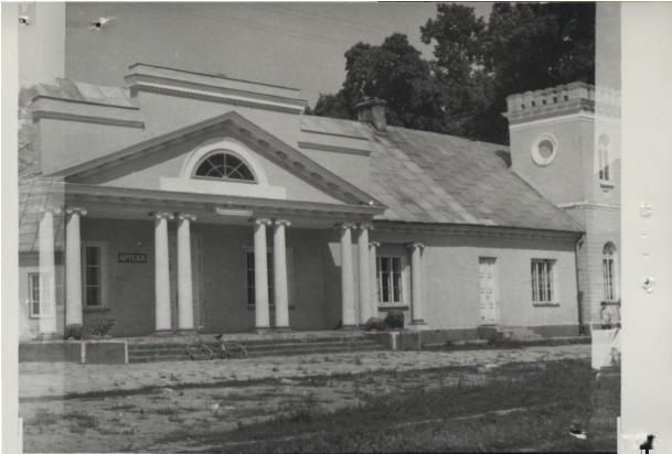dwór, budynek II, skan 3