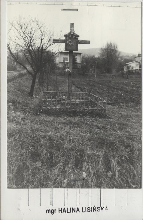 krzyż przydrożny przy posesji nr 460, skan 2