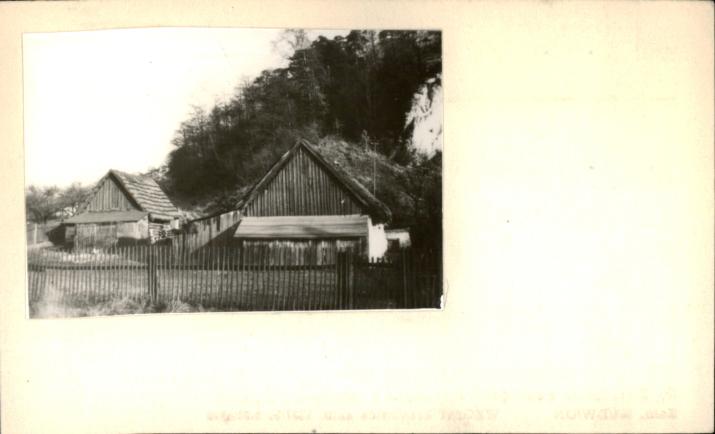 zagroda - stodoła, chałupa, piwnica, skan 2