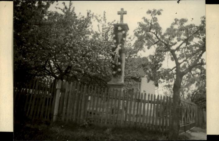 figurka - krzyż, skan 2