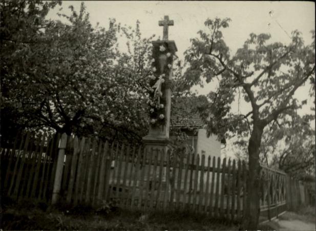 figurka - krzyż, skan 3