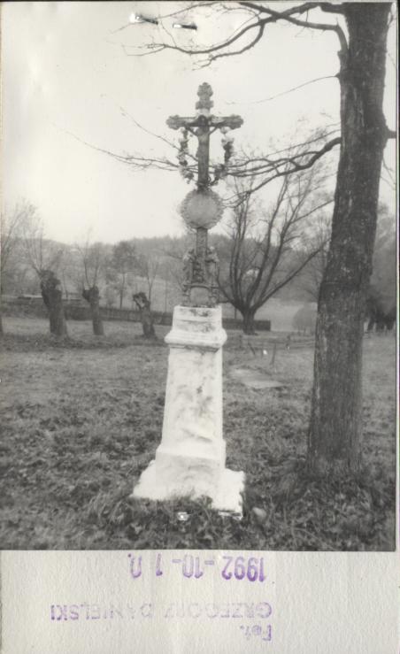 figura - krzyż, skan 2