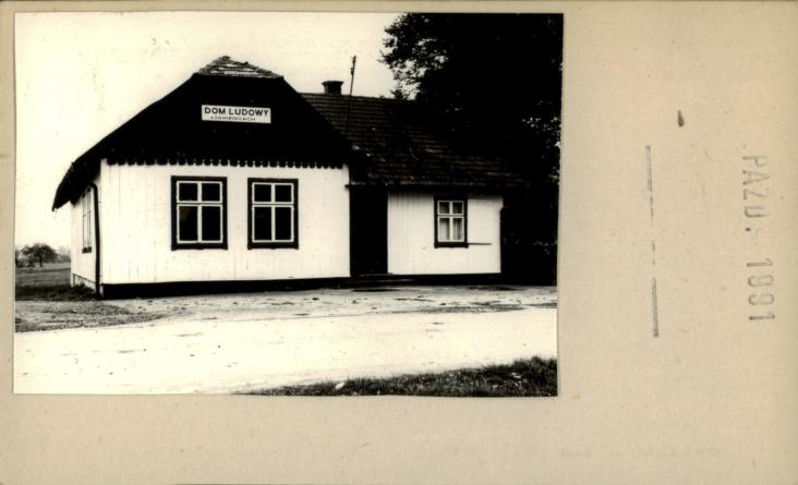 dom ludowy, skan 2