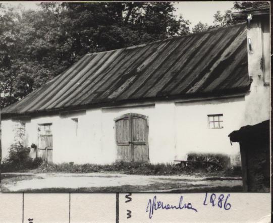 mieszkanie służbowe + stajnia dworska, skan 3