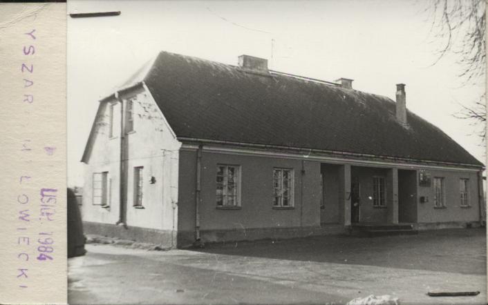 dwór, ob. biura GS, skan 3