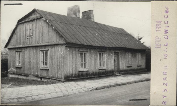 dom (1), skan 2
