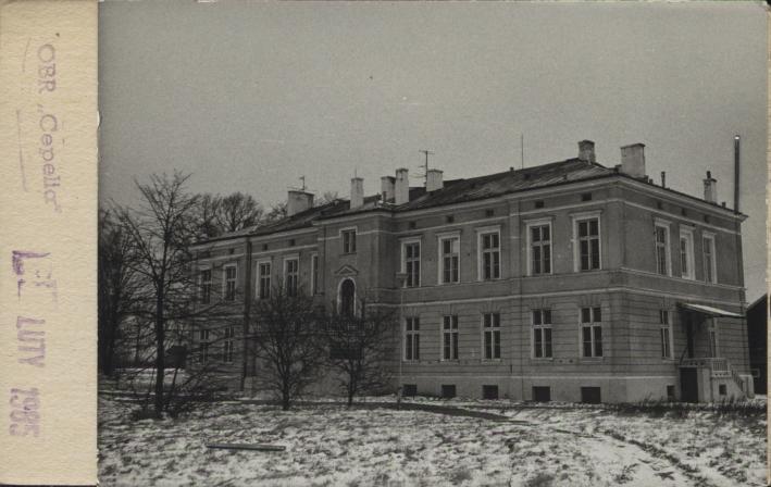 pałac, ob. internat, skan 2