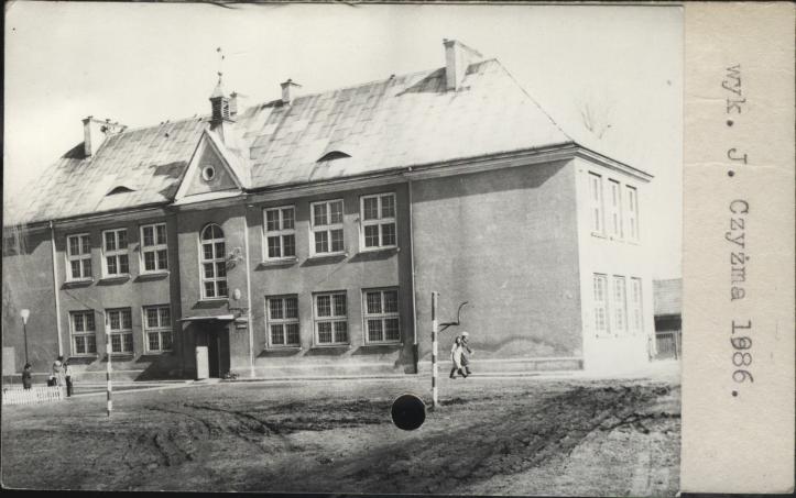 budynek szk. podstawowej, skan 2