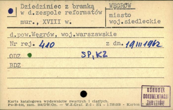 dziedziniec z bramką w d. zespole Reformatów, skan 1