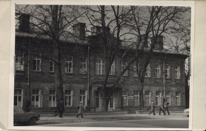 apteka - budynek dawnych koszar, skan 2