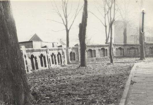 fragment muru ogrodz. kościelnego, skan 2