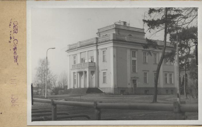 pałac, ob. Zakł. Dośw. SGGW-AR, skan 2