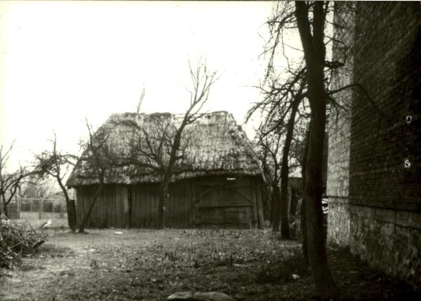 budynek gospodarczy, skan 3