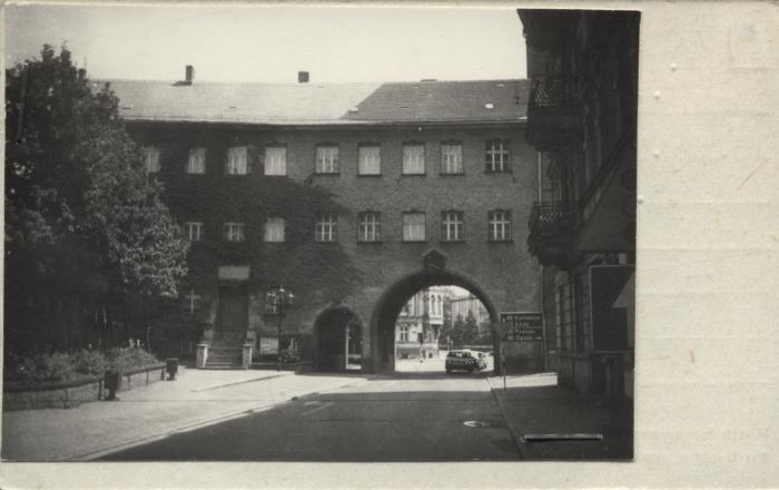 muzeum im. ks. J. Dzierżonia, skan 2
