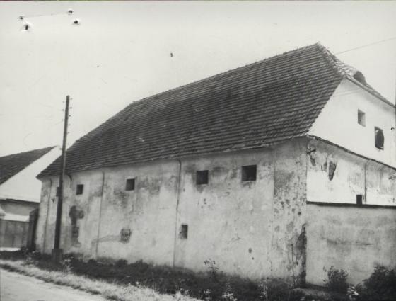 spichlerz w zespole pałacowym, skan 3