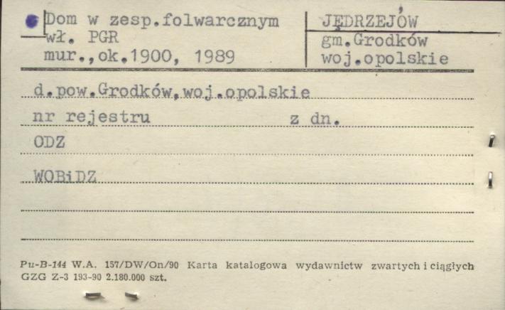 dom w zespole folwarcznym, skan 1
