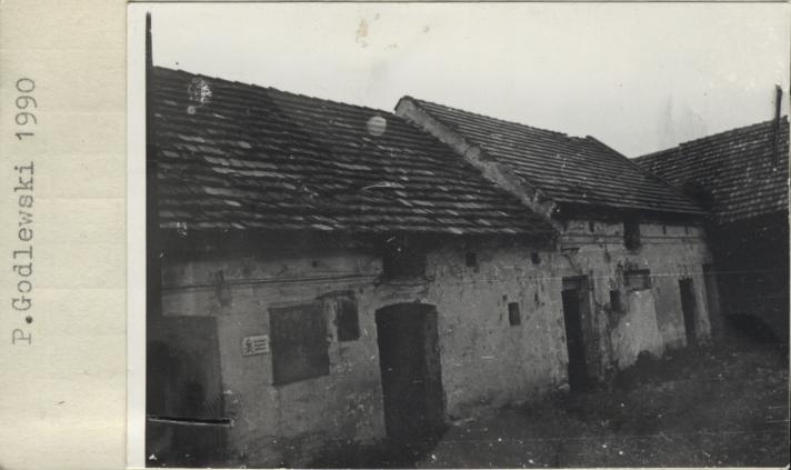 obora przy domu, skan 2