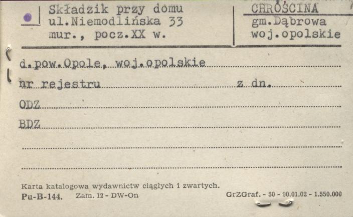 składzik przy domu, skan 1