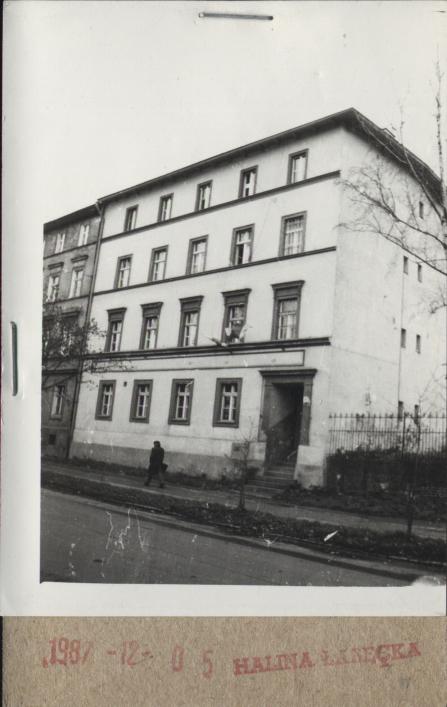 budynek biurowy d. mieszkalny, skan 2
