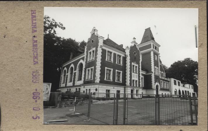 pałac, obecnie jednostka wojskowa LWP, skan 2