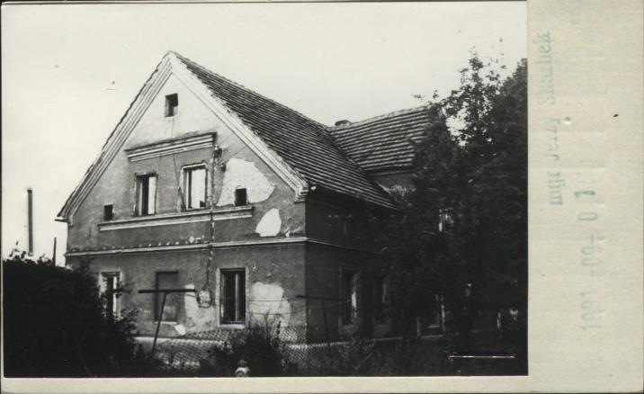 dom, ob. Klub Książki i Prasy, skan 2