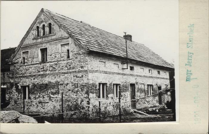 dom, skan 2