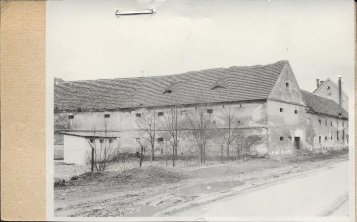 zabudowania gospodarcze, skan 2