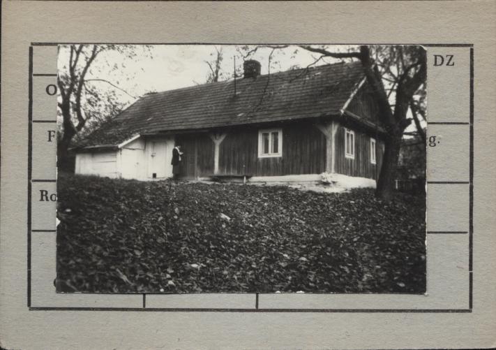 dom ze stajnią, skan 2