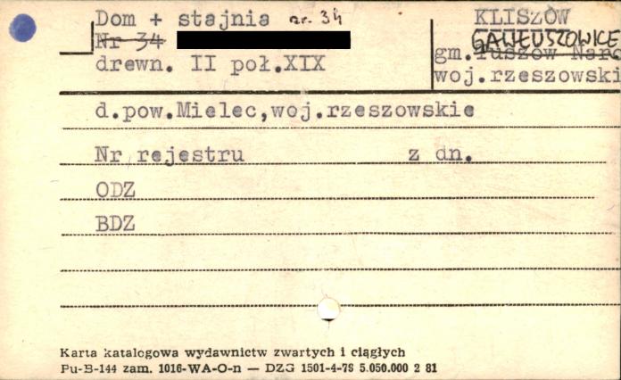 dom ze stajnią, skan 1