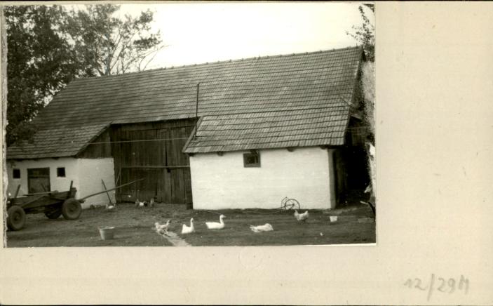 stodoła, stajnie, skan 2