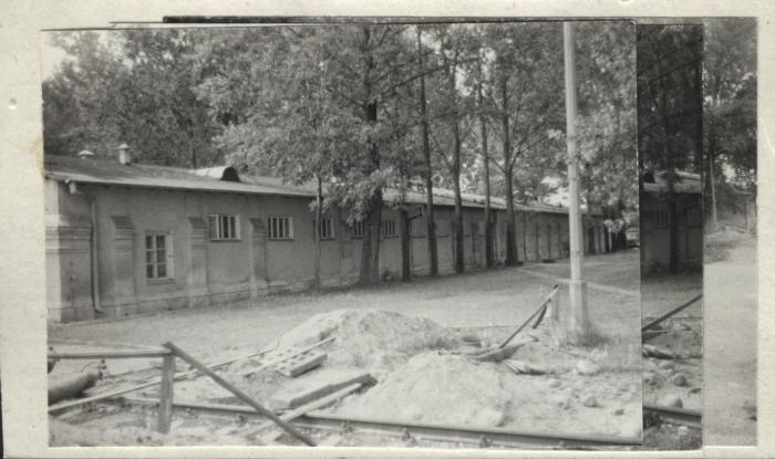 koszary 11 Charkowskiego Pułku Ułanów Rosyjskich, ob. 25 Pułk Łączności - magazyn, skan 2