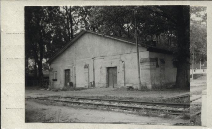 koszary 11 Charkowskiego Pułku Ułanów Rosyjskich, ob. 25 Pułk Łączności - magazyn, skan 2