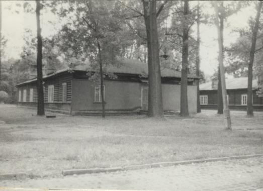 koszary 11 Charkowskiego Pułku Ułanów Rosyjskich, ob. 25 Pułk Łączności - hala sportowa, skan 2