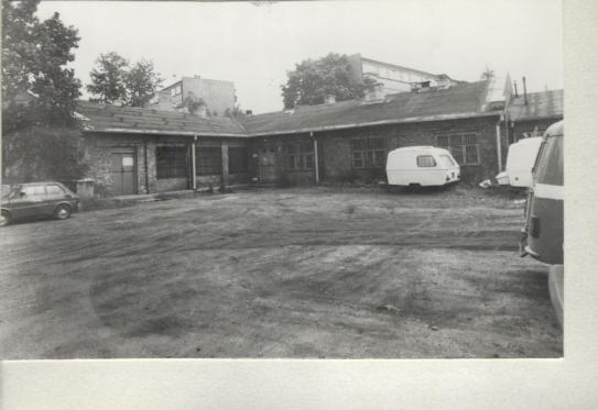 blok 6, ob. budynek gospodarczy w zespole Komisariatu II PP, skan 3