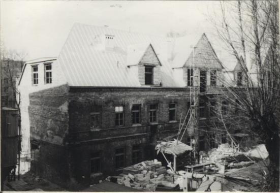dom, skan 4