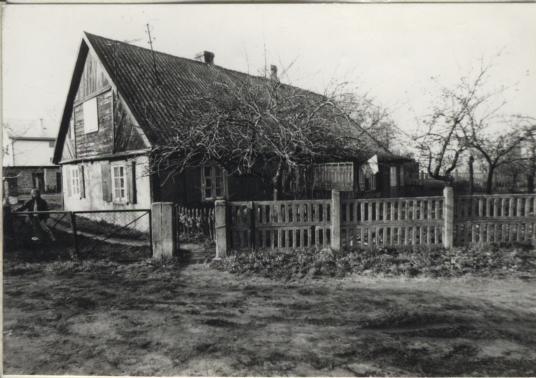 dom, skan 4