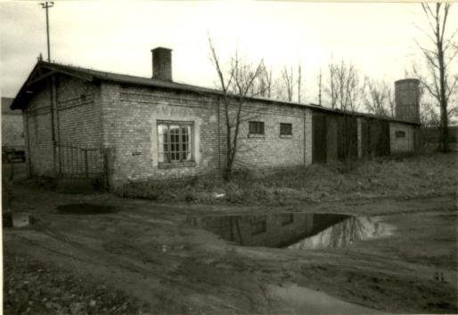 budynek d. fabryki Moesa, kuźnia, ob. bud. gospodarczy, skan 2