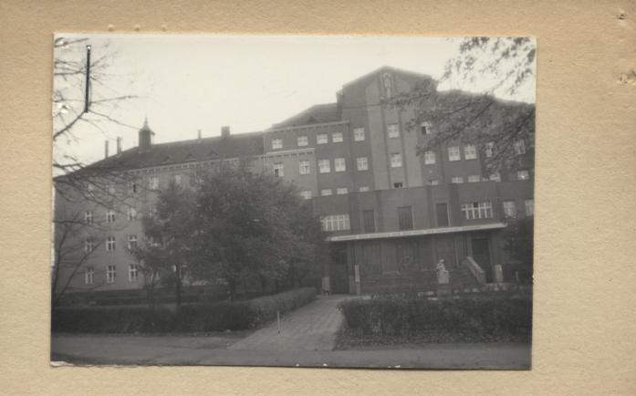 dom zakonny służebniczek NMP, skan 2