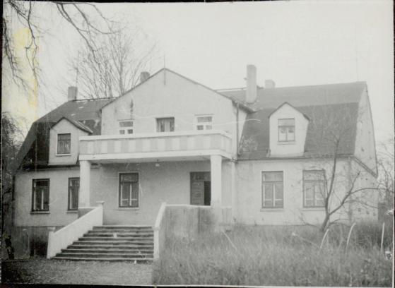 dworek (na ter. d. zamku), skan 2