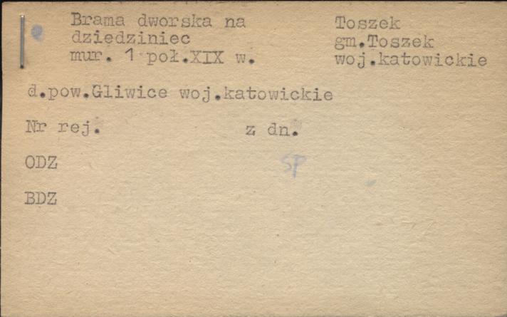 brama dworska na dziedziniec, skan 1