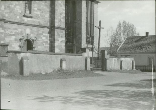 ogrodzenie z 3 bramkami, skan 4