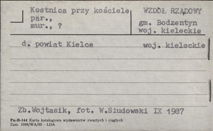 kostnica przy kościele par., skan 1